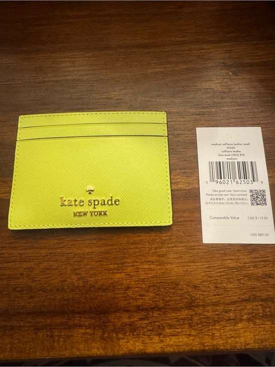kate spade Handbags - Kate Spade New York Lime Slush Leather Card Holder